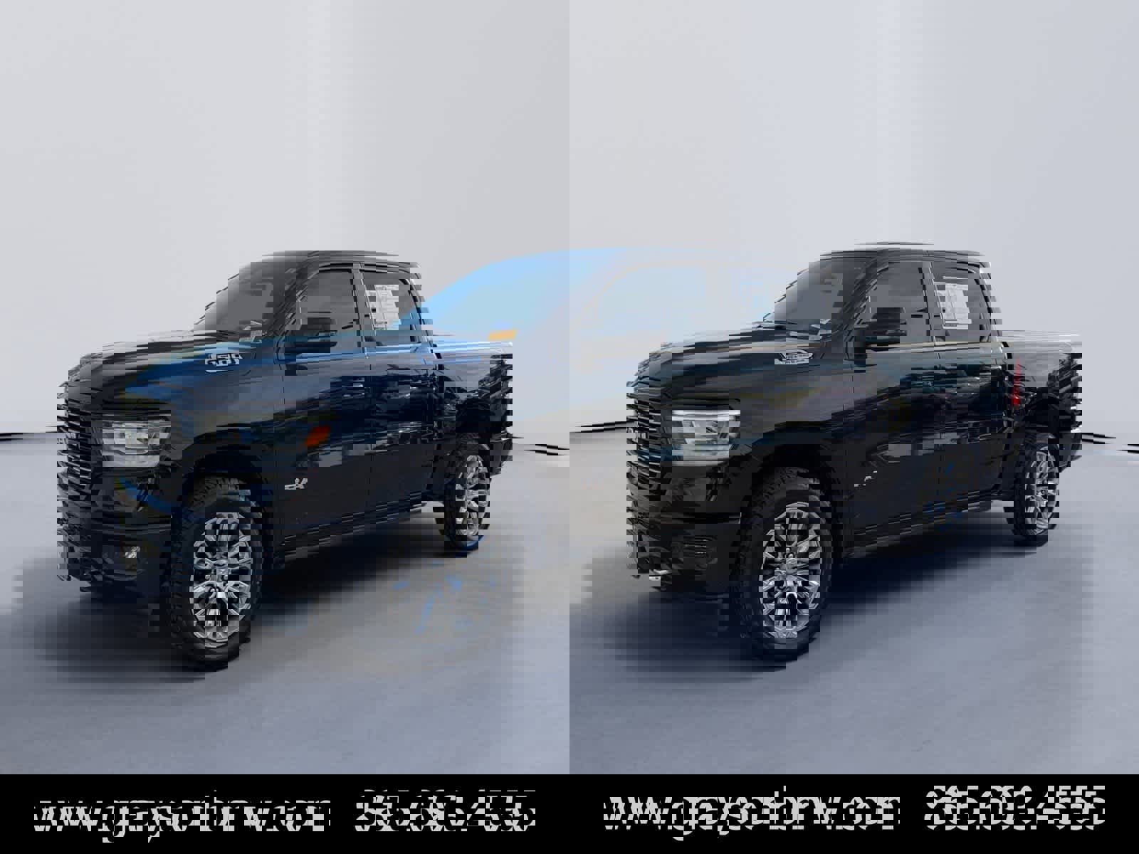 Used 2023 RAM 1500 Laramie AWD/4WD image 7