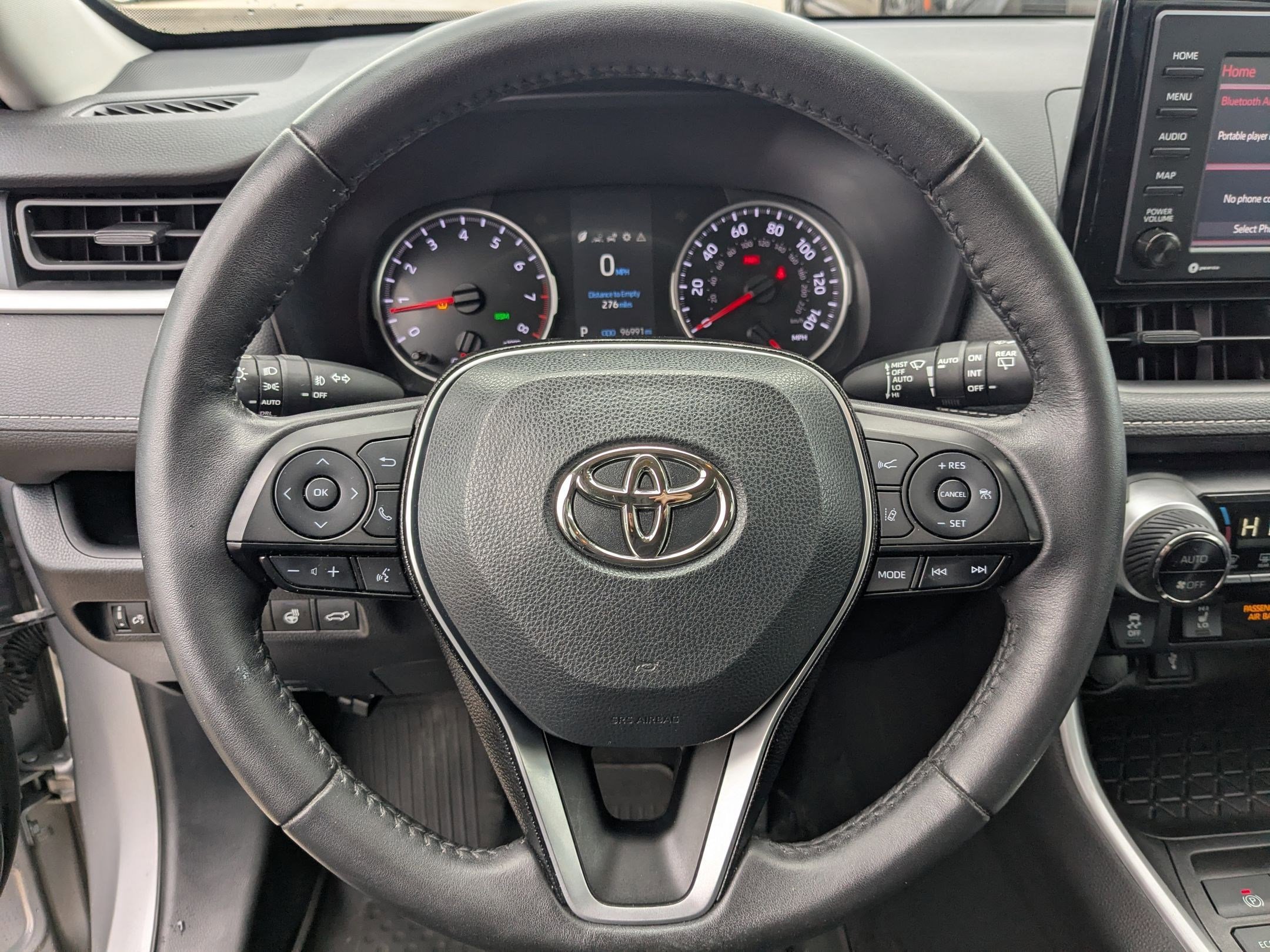 Used 2020 Toyota RAV4 XLE image 14