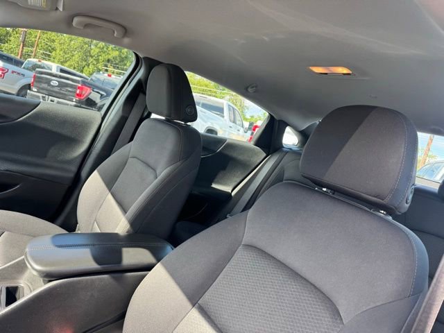 Used 2022 Chevrolet Malibu LT FWD image 4