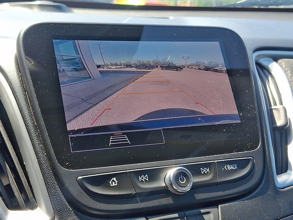 Used 2024 Chevrolet Malibu LT FWD image 17