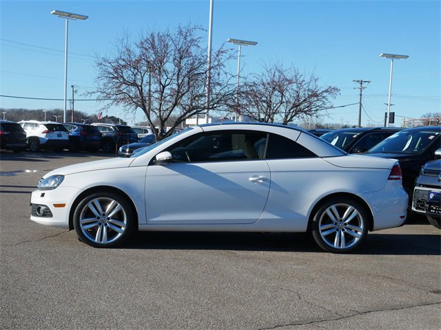 Used 2014 Volkswagen Eos Executive image 4