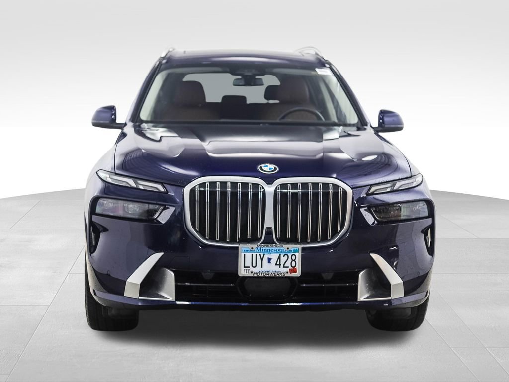 Certified 2024 BMW X7 xDrive40i image 8