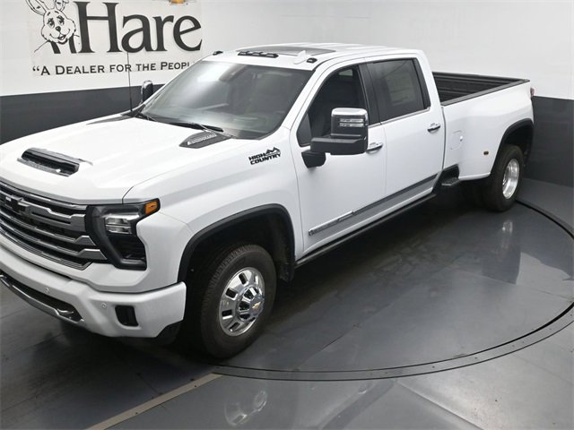 New 2026 Chevrolet Silverado 3500 High Country w/ High Country Premium Package image 22