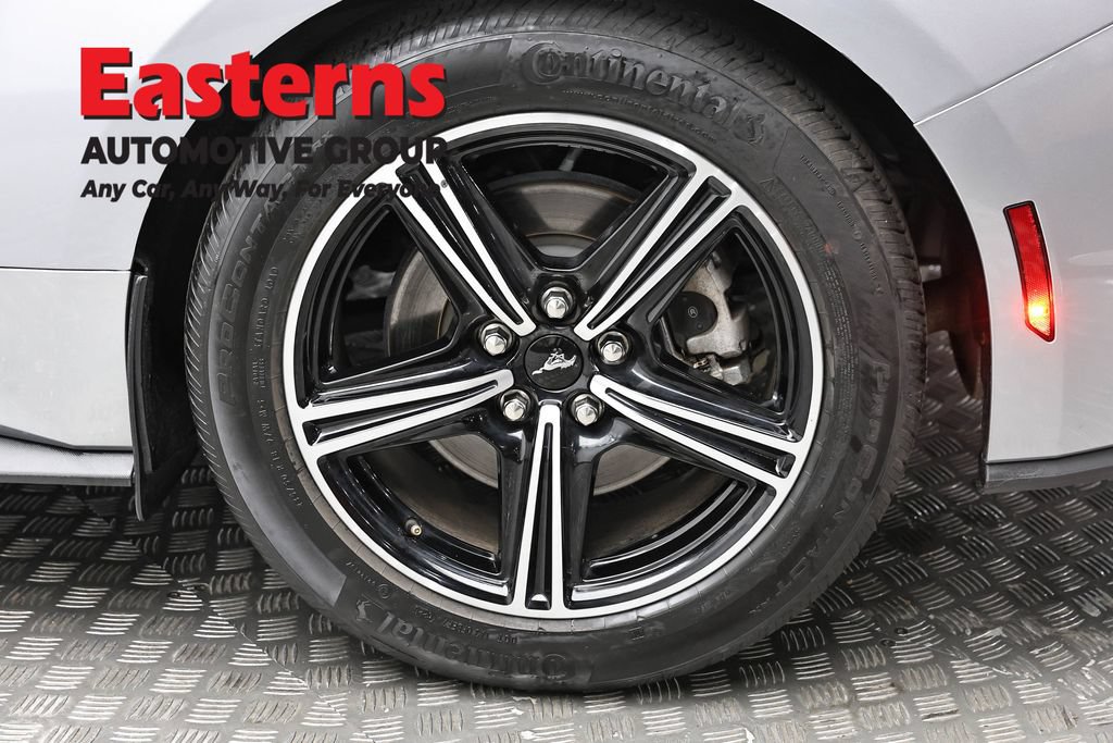 Used 2025 Ford Mustang Premium RWD image 8