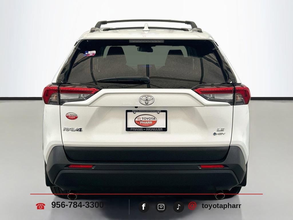 Used 2025 Toyota RAV4 LE AWD/4WD image 6