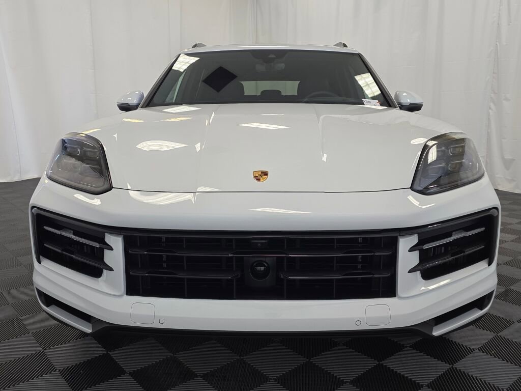 New 2025 Porsche Cayenne S image 10