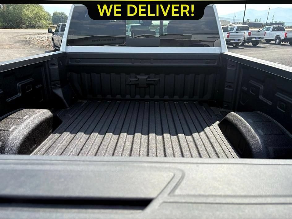 New 2025 Chevrolet Silverado 3500 High Country w/ Technology Package AWD/4WD image 11