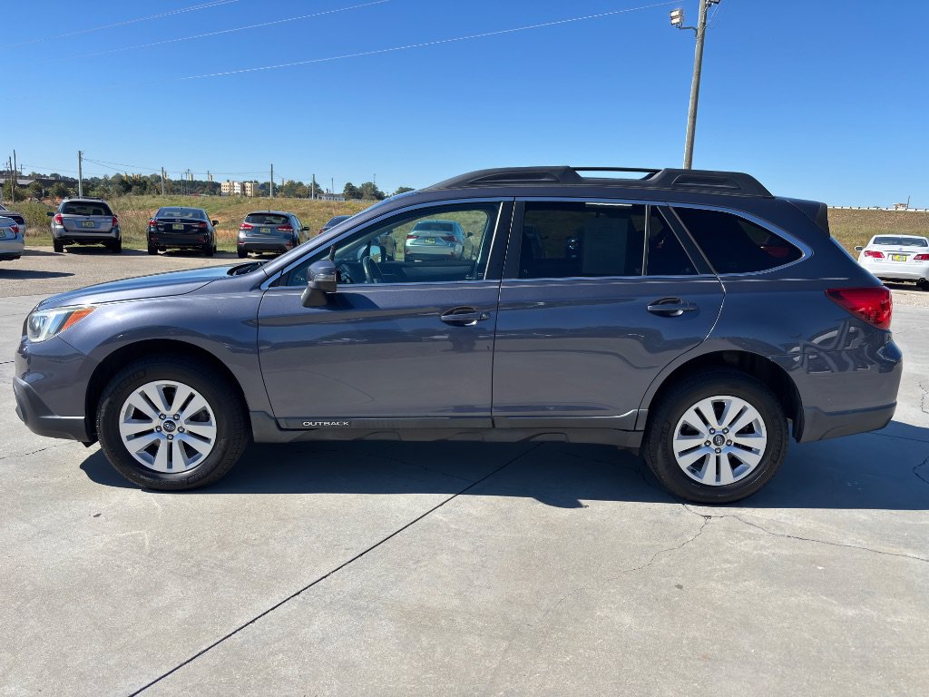 Used 2015 Subaru Outback 2.5i Premium AWD/4WD image 7