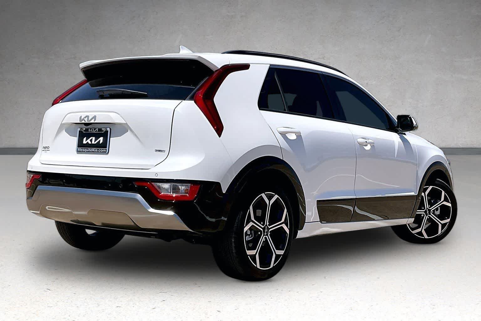 Certified 2023 Kia Niro EX Touring FWD image 22
