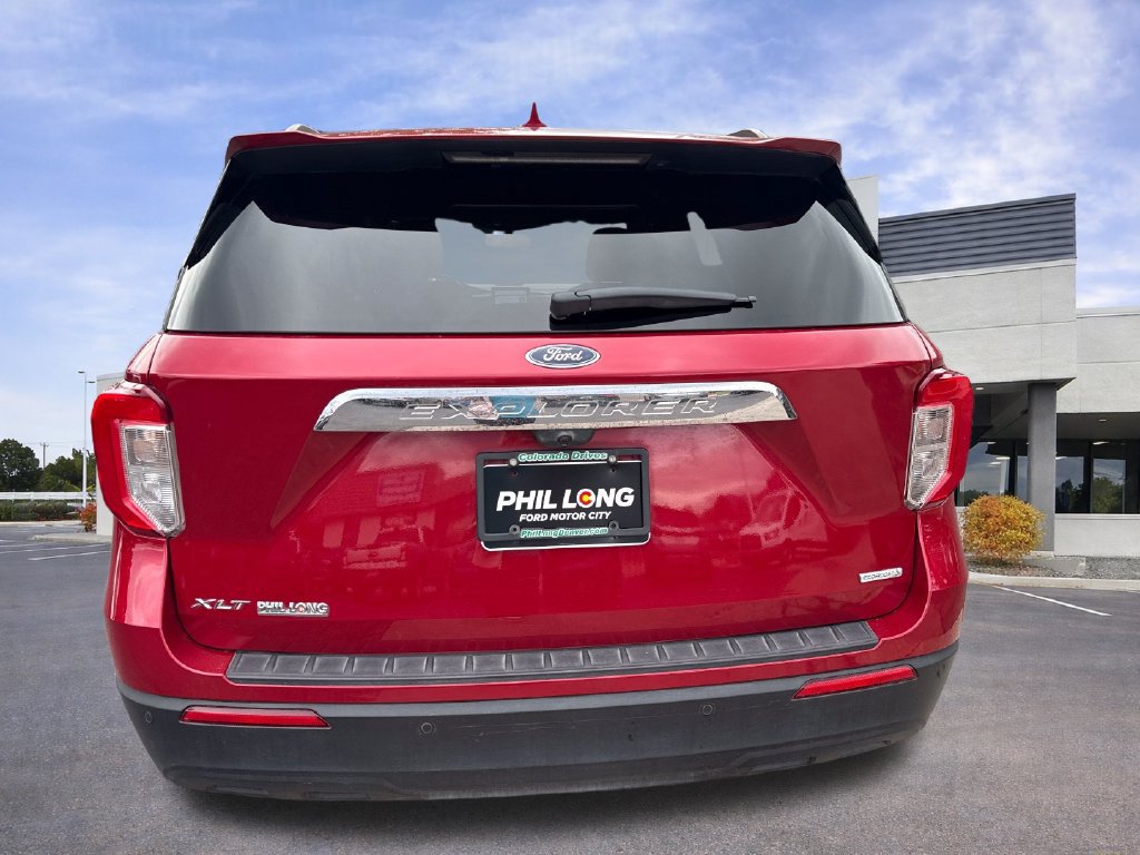 Certified 2020 Ford Explorer XLT RWD image 6