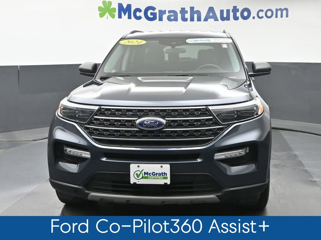 Used 2024 Ford Explorer XLT w/ Equipment Group 202A AWD/4WD image 6
