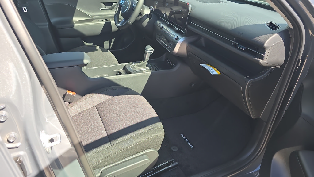 New 2027 Hyundai Kona SEL Sport FWD image 13