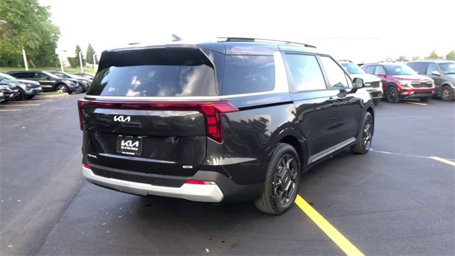 New 2026 Kia Carnival EX image 2