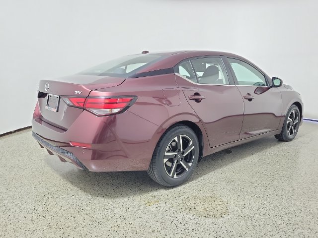 Used 2024 Nissan Sentra SV FWD image 5