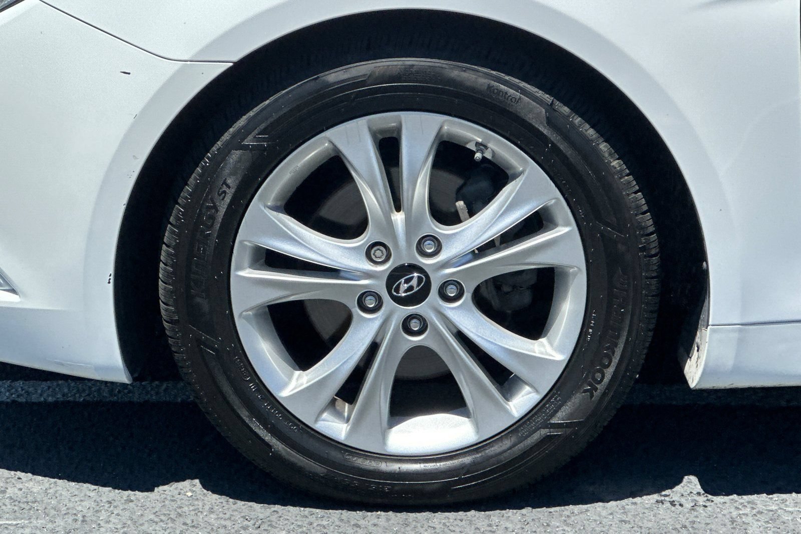 Used 2013 Hyundai Sonata Limited w/ Premium Pkg FWD image 36