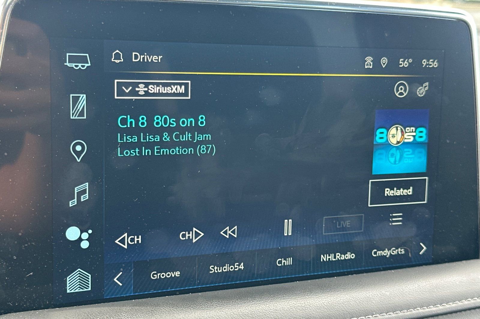 Used 2022 Chevrolet Tahoe Z71 w/ Z71 Off-Road Package AWD/4WD image 26