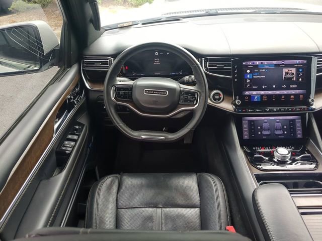 Used 2022 Jeep Grand Wagoneer Series I AWD/4WD image 19