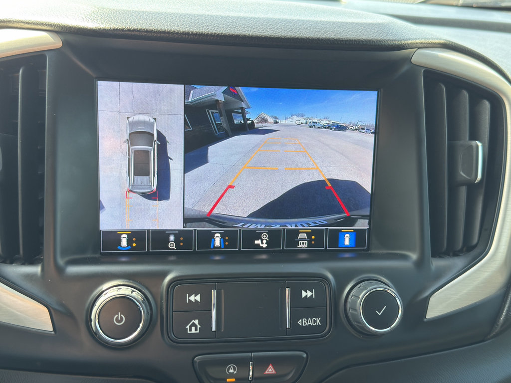 Used 2023 GMC Terrain Denali w/ Denali Premium Package image 22