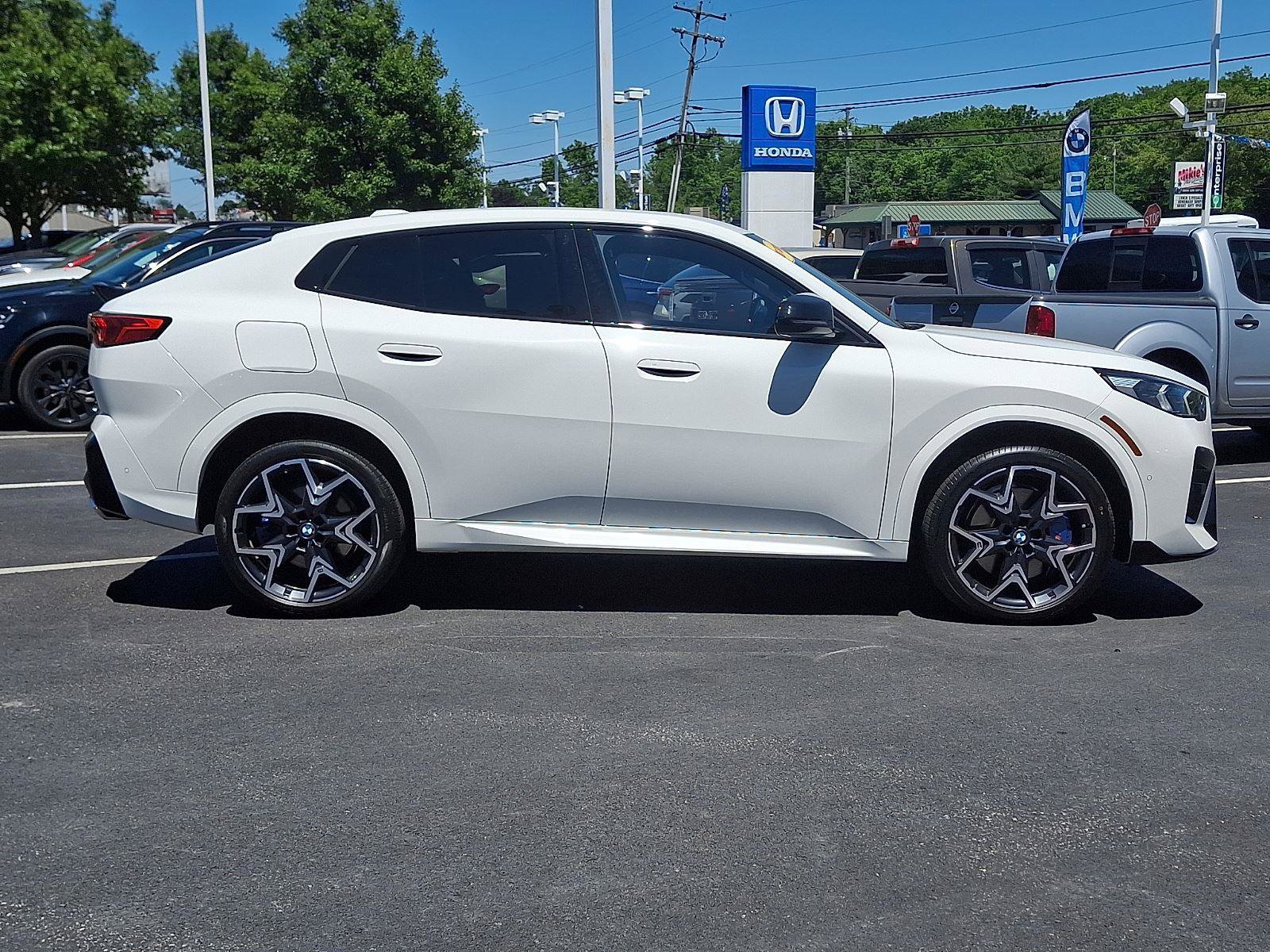 Used 2024 BMW X2 M35i AWD/4WD image 7