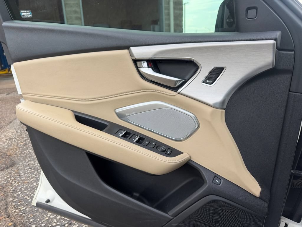 Used 2019 Acura RDX w/ Technology Package AWD/4WD image 15