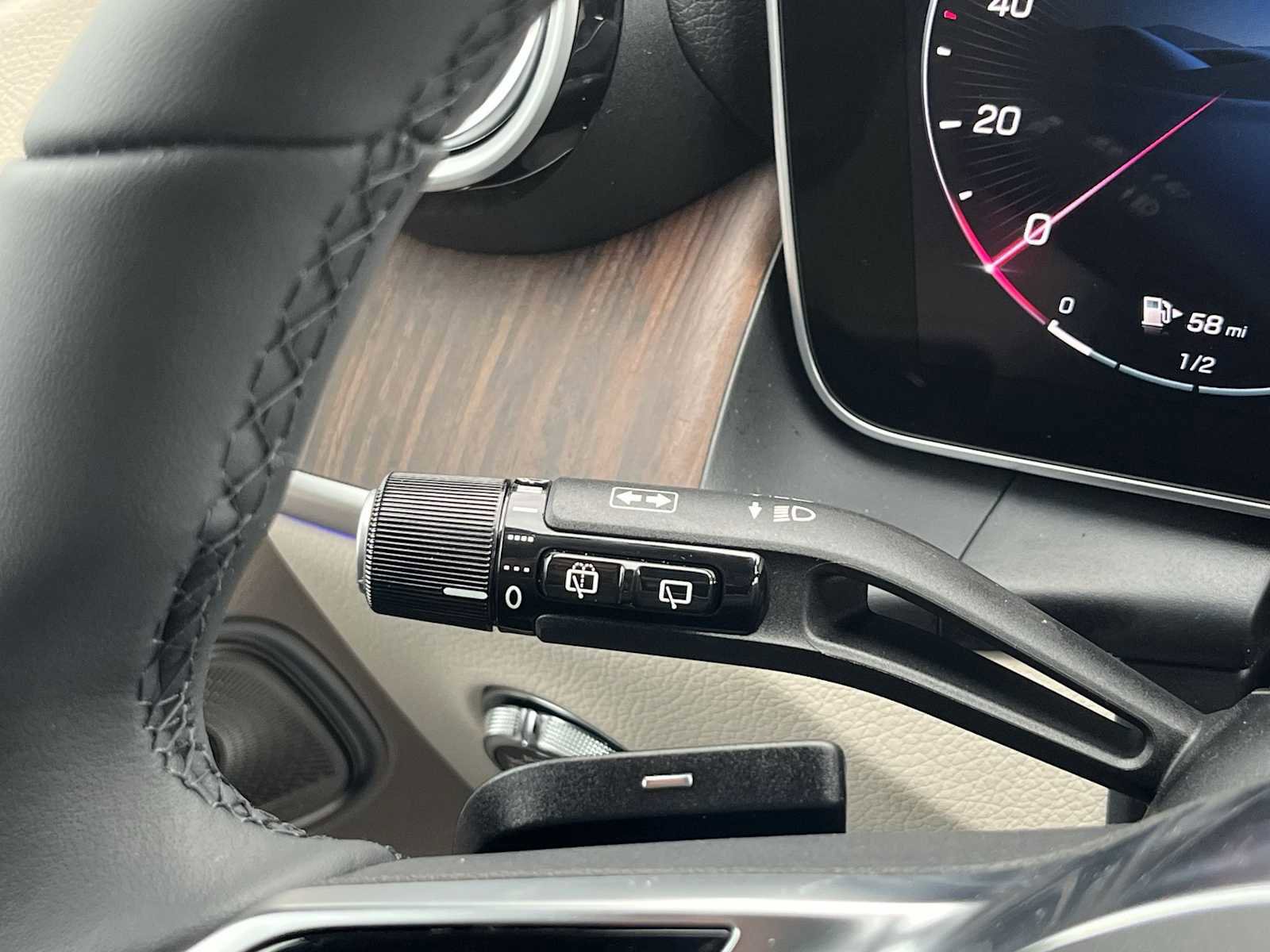 New 2026 Mercedes-Benz GLC 300 4MATIC image 34
