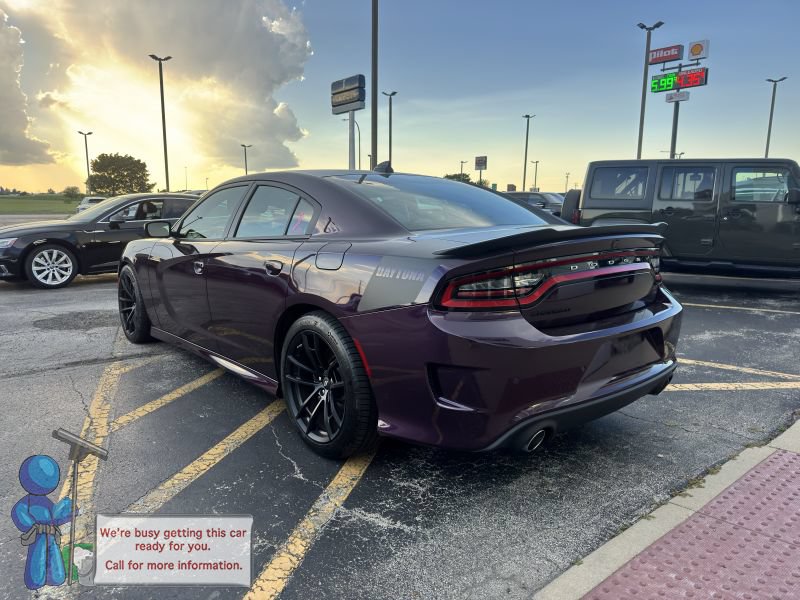 Used 2021 Dodge Charger Scat Pack w/ Daytona Edition Group RWD image 3