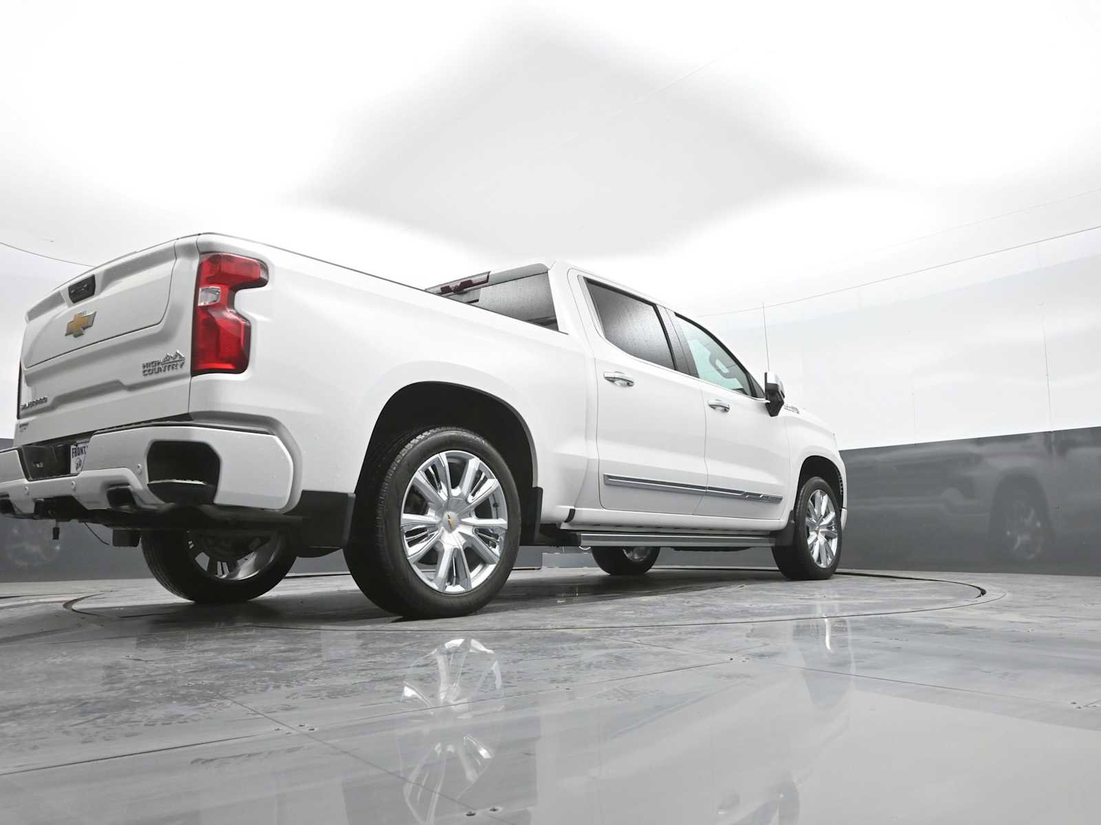 Used 2024 Chevrolet Silverado 1500 High Country image 42