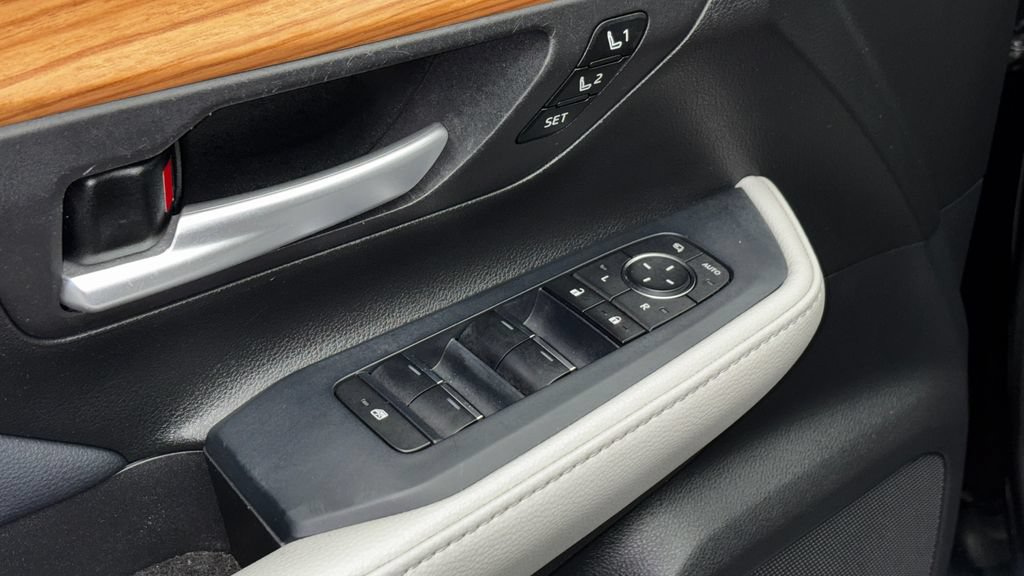 Used 2024 Toyota Grand Highlander AWD image 10