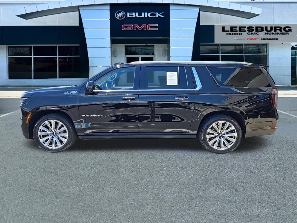 Used 2025 Chevrolet Suburban High Country AWD/4WD image 4
