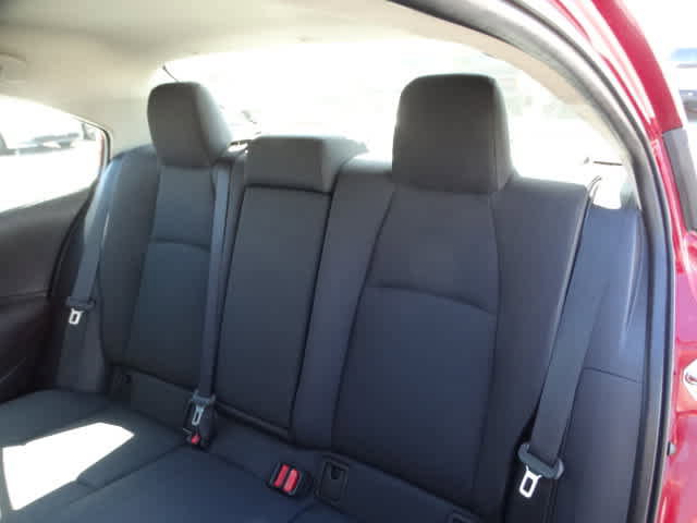 Used 2025 Toyota Corolla LE w/ LE Premium Package FWD image 21