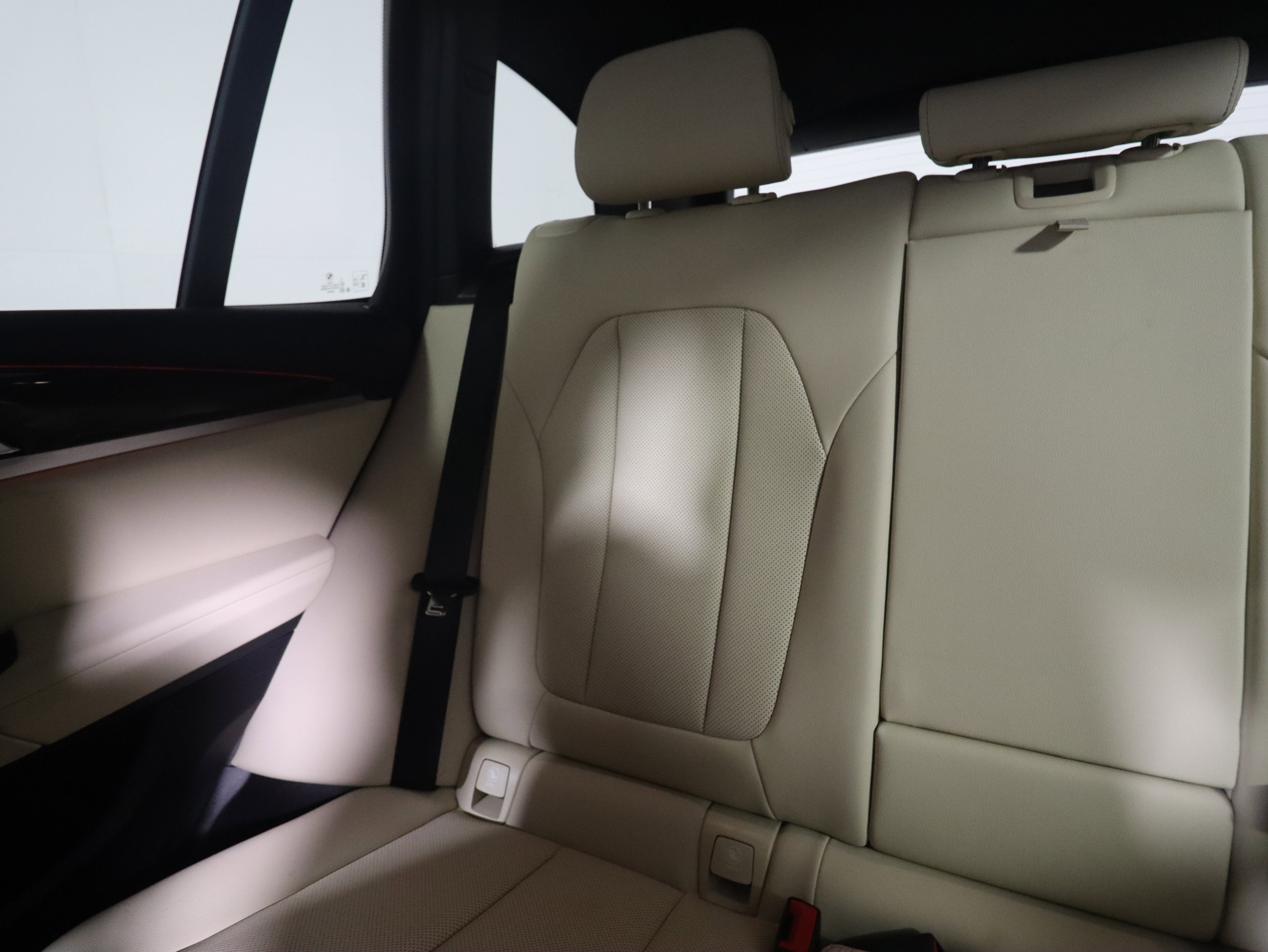 Used 2023 BMW X3 sDrive30i w/ Convenience Package w/ZPA image 13