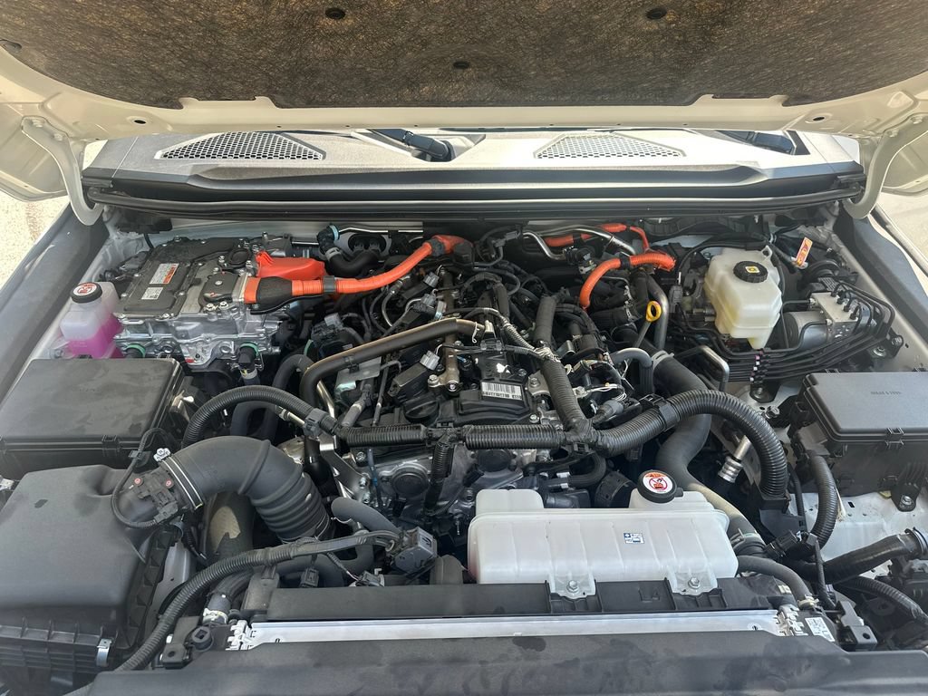 Used 2025 Toyota Land Cruiser AWD/4WD image 32