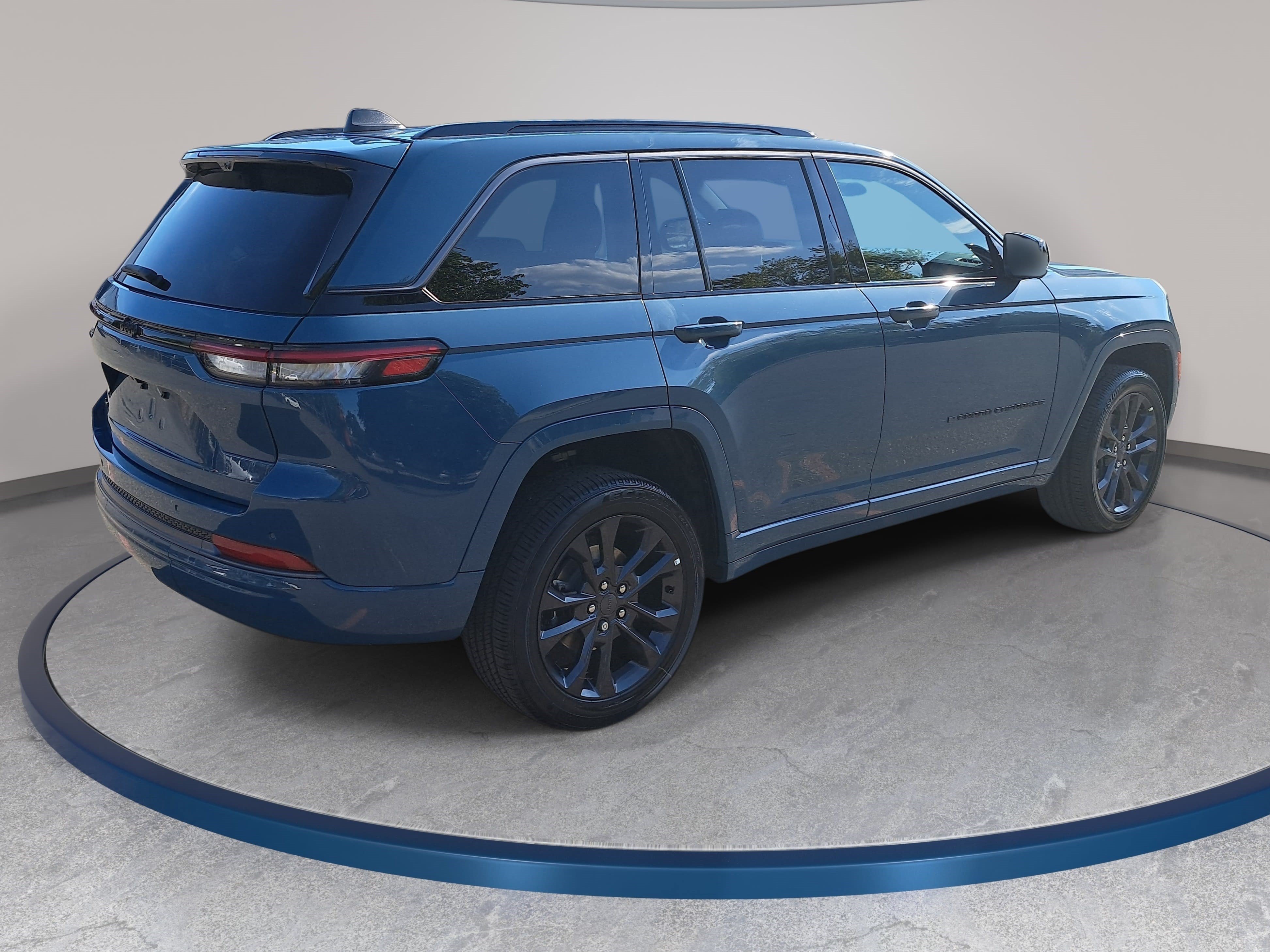 New 2026 Jeep Grand Cherokee Limited Reserve AWD/4WD image 5