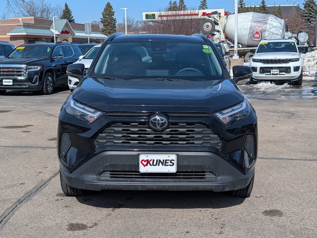 Used 2025 Toyota RAV4 XLE w/ Convenience Package image 2