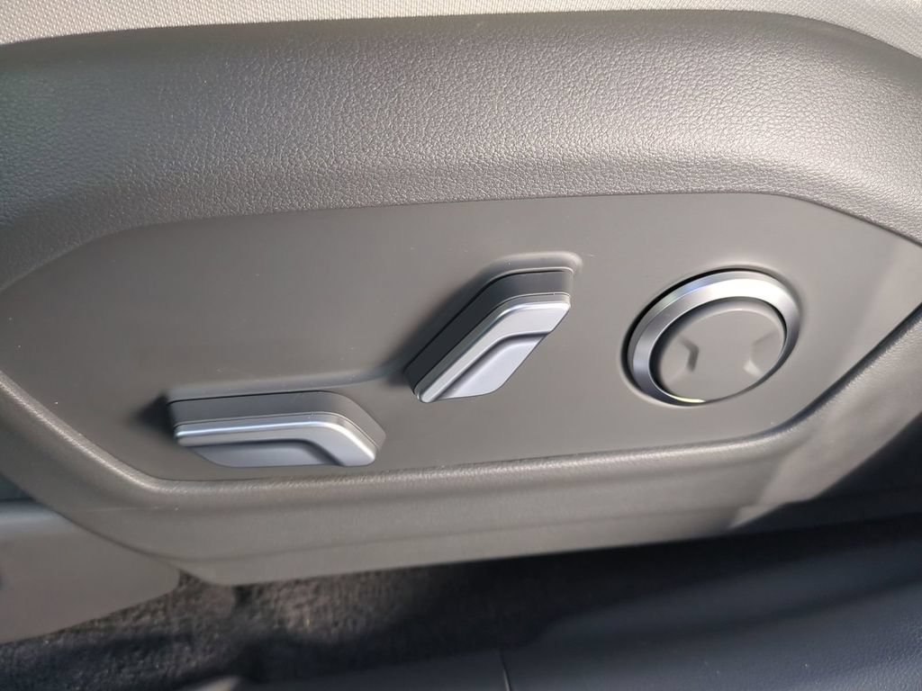 New 2026 Hyundai Santa Fe SEL FWD image 23