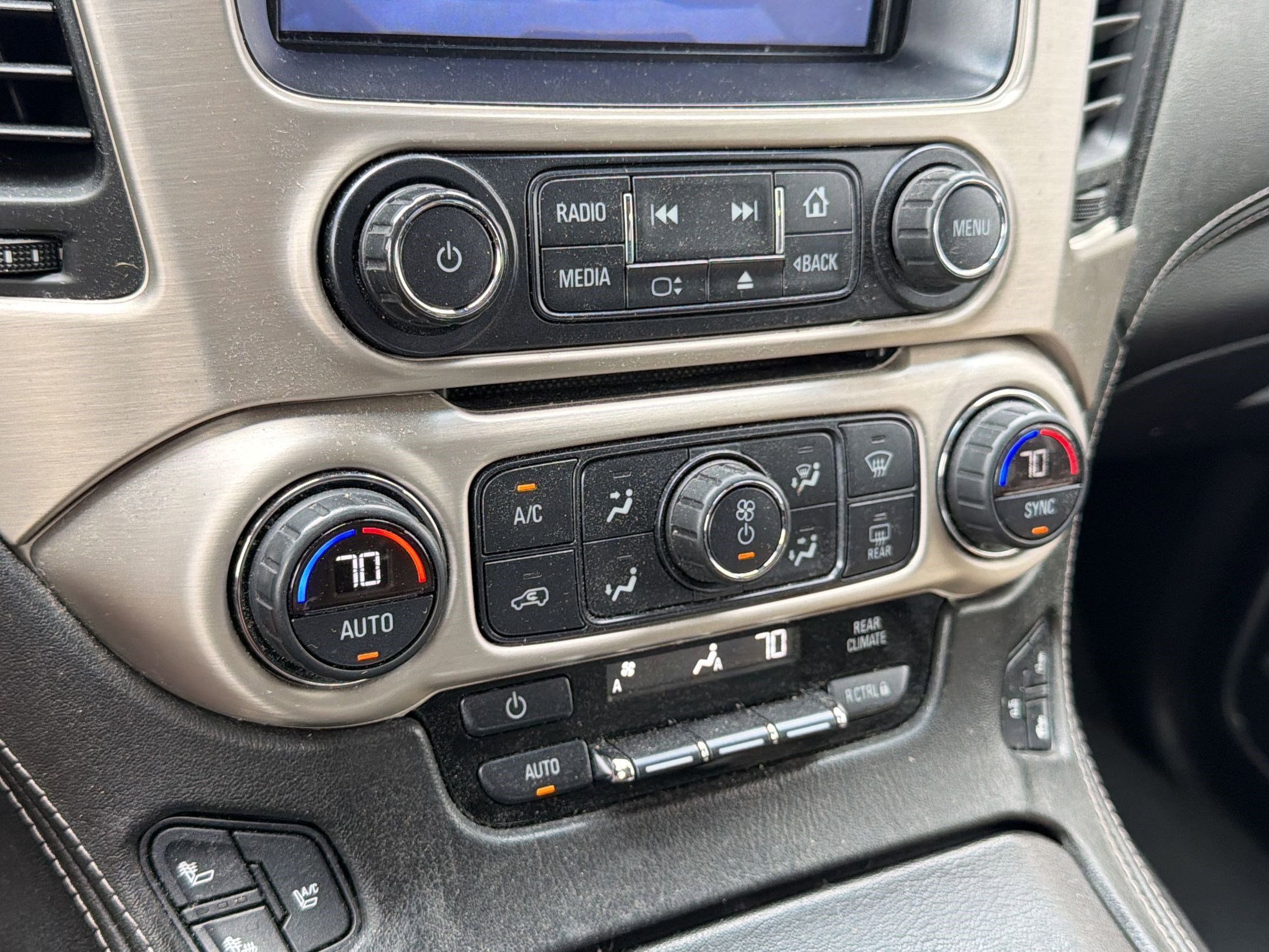 Used 2016 GMC Yukon Denali w/ Open Road Package RWD image 18