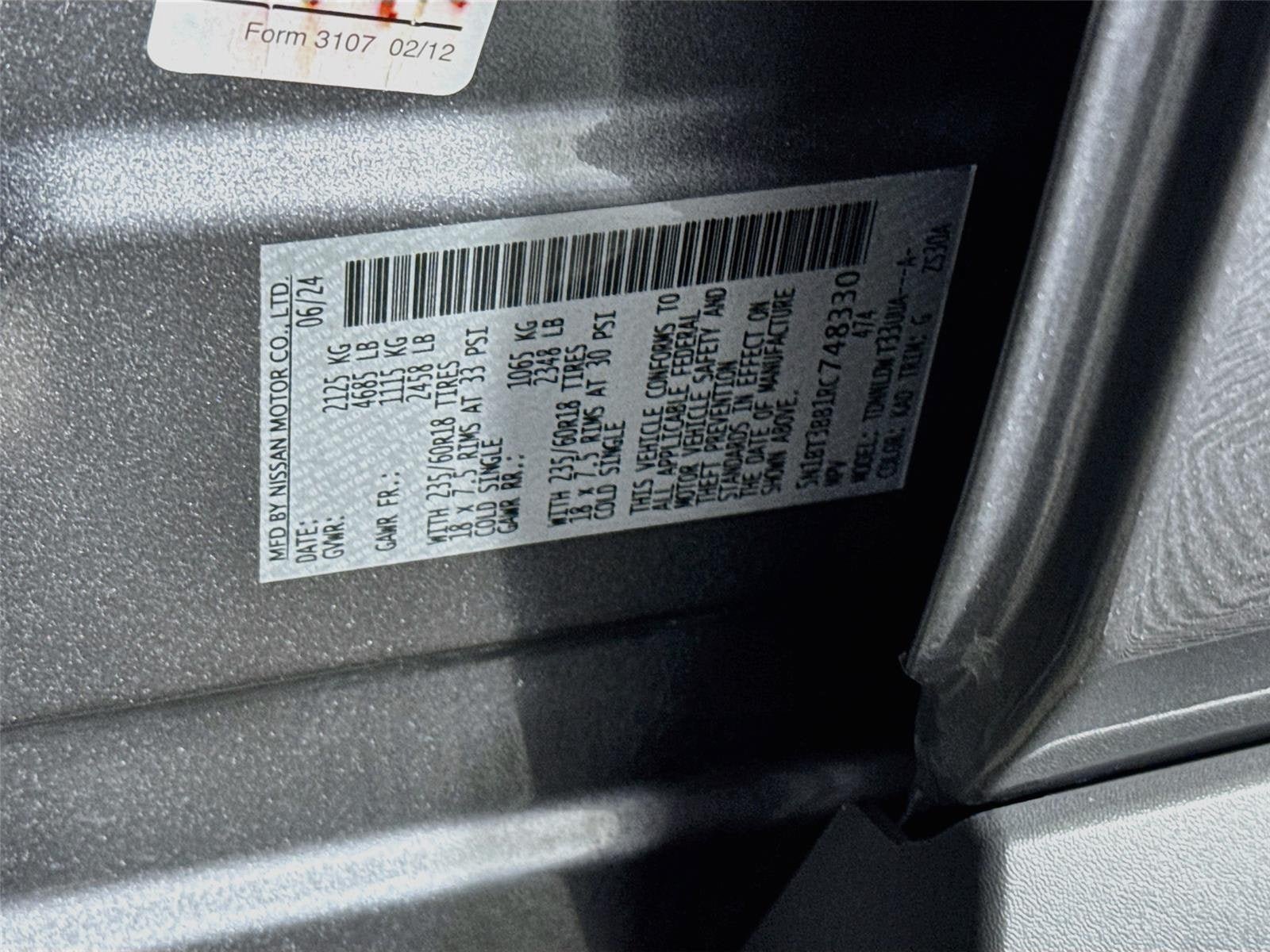 Certified 2024 Nissan Rogue SV AWD/4WD image 30