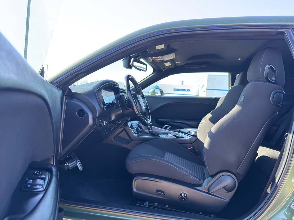 Used 2021 Dodge Challenger R/T w/ Blacktop Package image 10