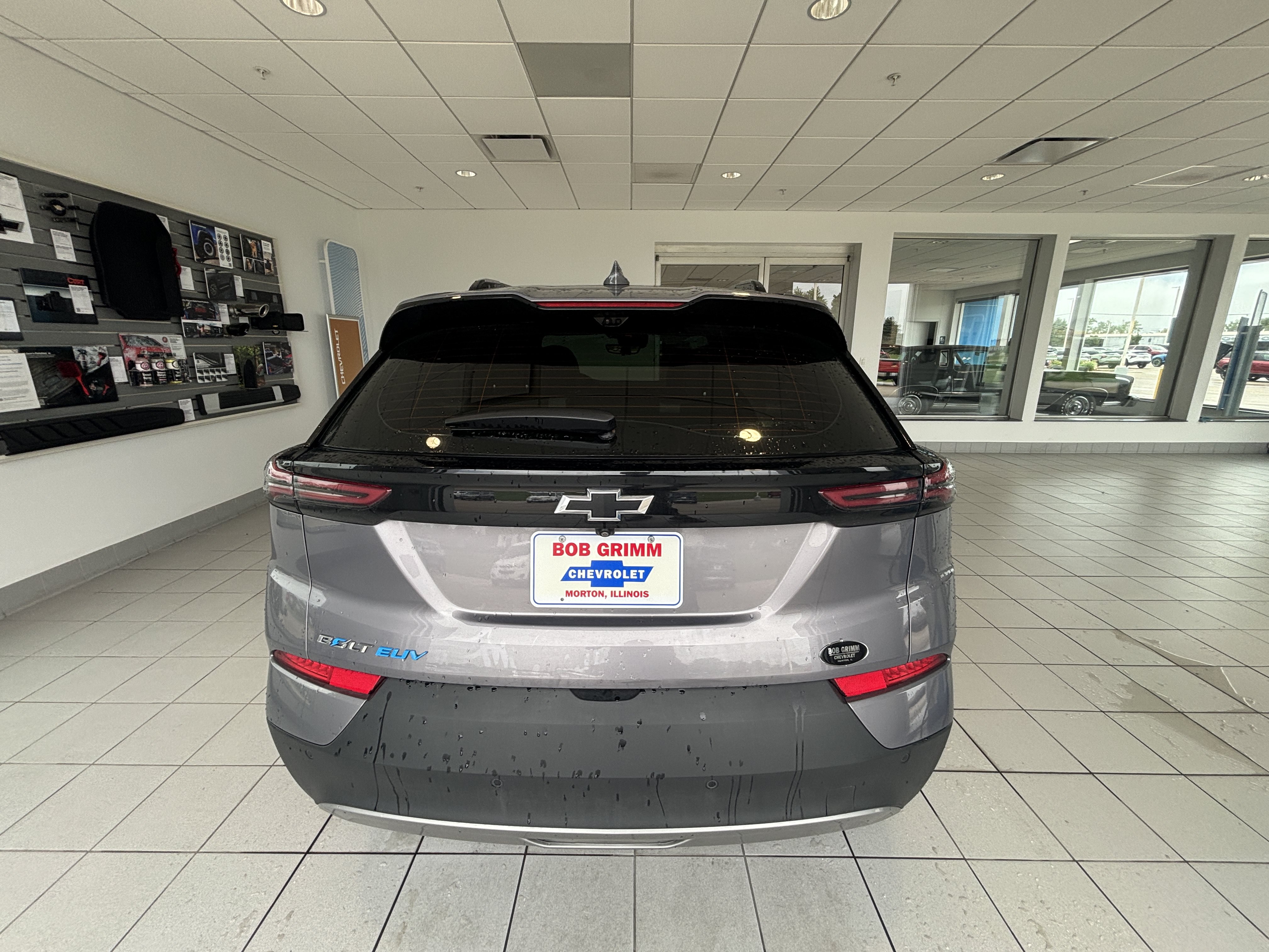 Used 2023 Chevrolet Bolt EUV Premier FWD image 8