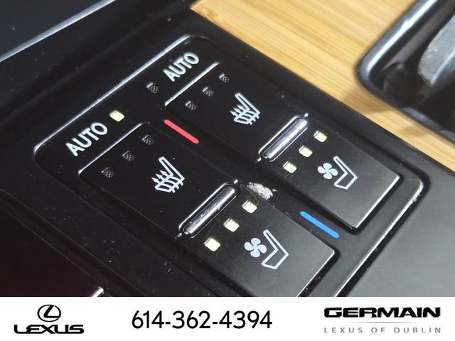Used 2022 Lexus RX 350L Premium w/ Premium Package AWD/4WD image 32