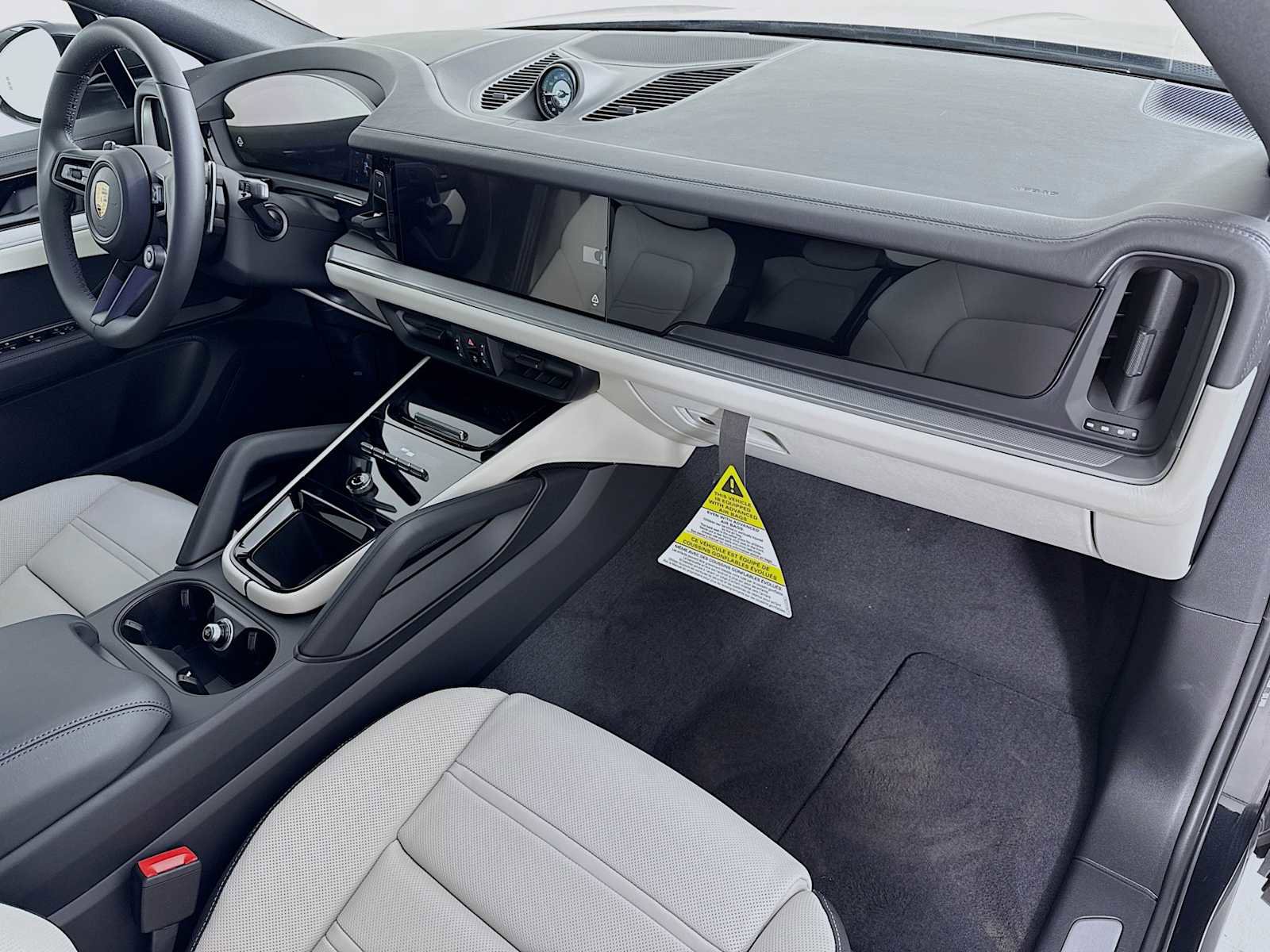 New 2026 Porsche Cayenne Coupe image 31