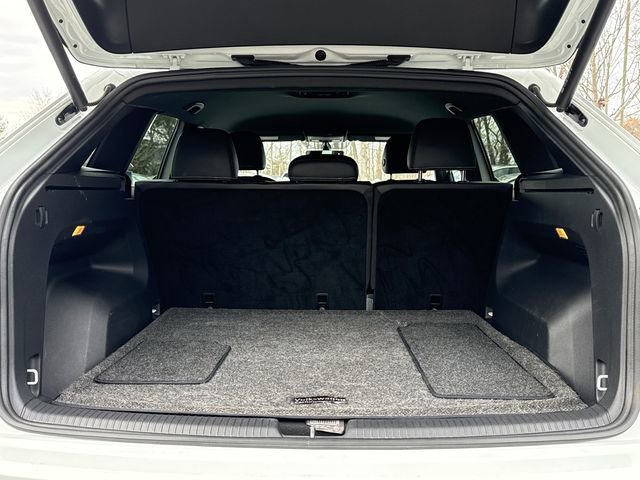 Used 2023 Volkswagen Atlas Cross Sport SE image 26