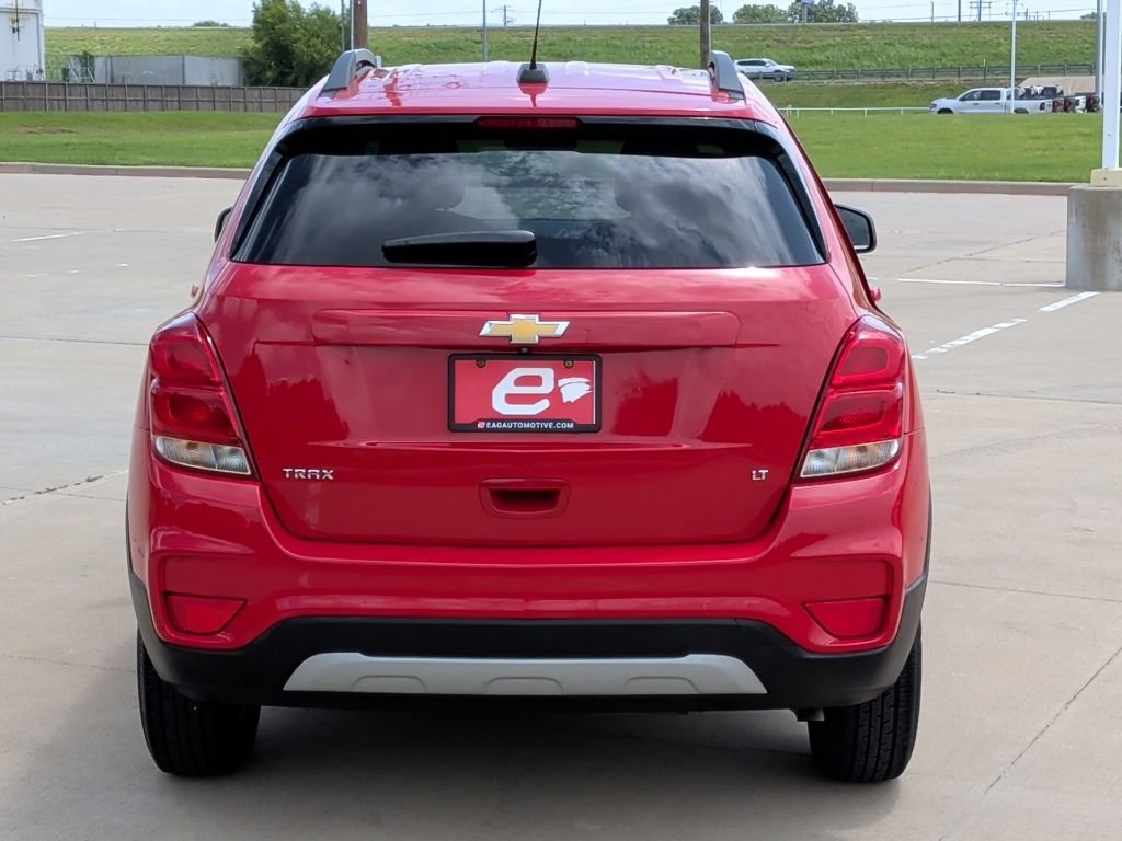 Used 2020 Chevrolet Trax LT FWD image 7