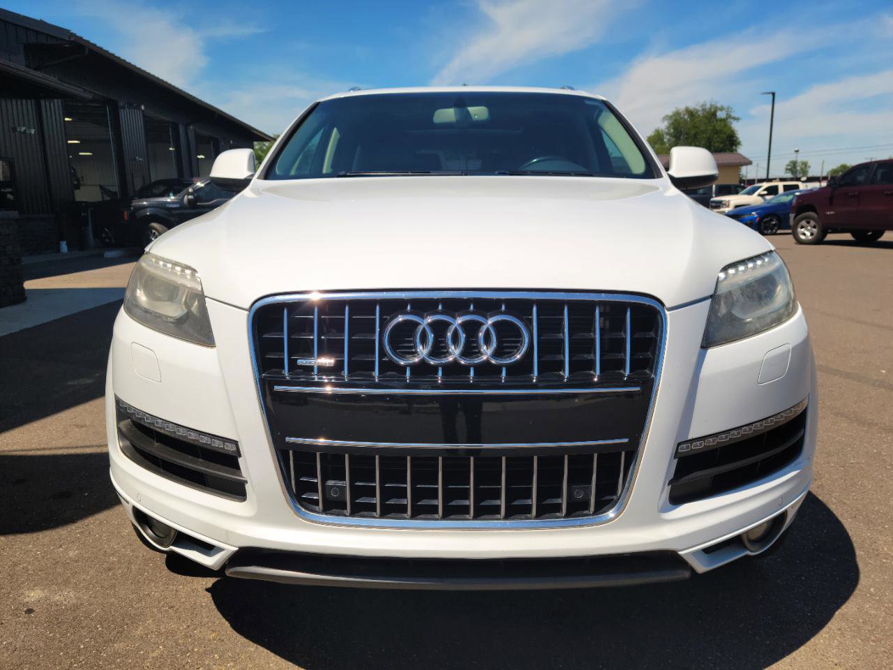 Used 2015 Audi Q7 3.0T Premium w/ Technology Package AWD/4WD image 2