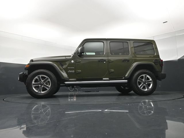 Used 2022 Jeep Wrangler Unlimited Sahara w/ LED Lighting Group AWD/4WD image 21