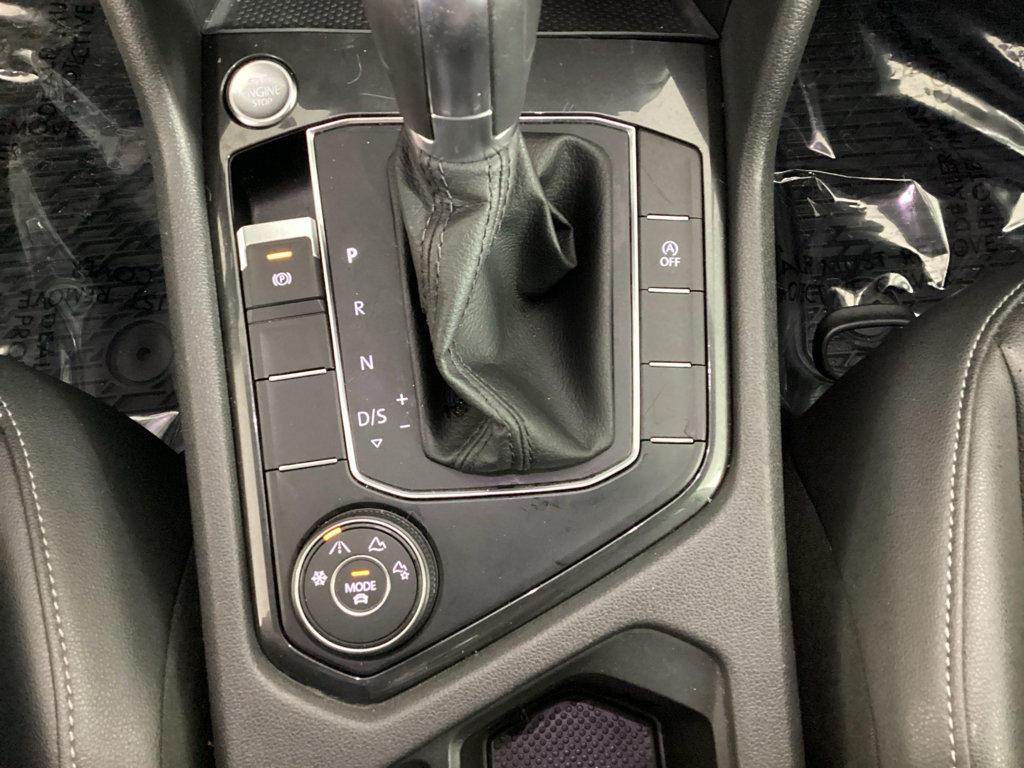 Used 2019 Volkswagen Tiguan SE AWD/4WD image 31