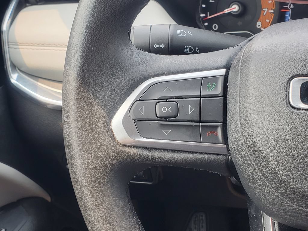 Used 2023 Jeep Compass Limited AWD/4WD image 13