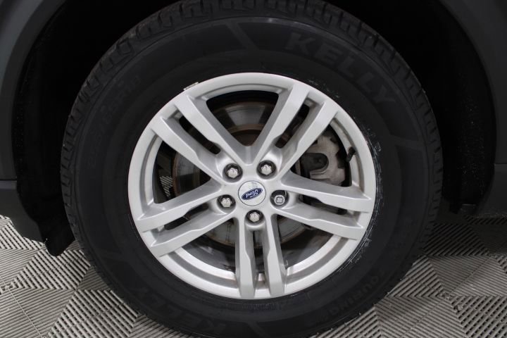 Used 2023 Ford Explorer XLT image 65