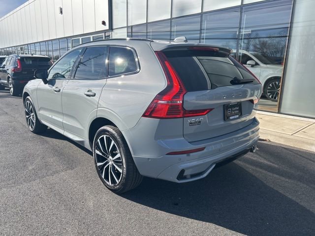 Certified 2025 Volvo XC60 B5 Plus AWD/4WD image 3