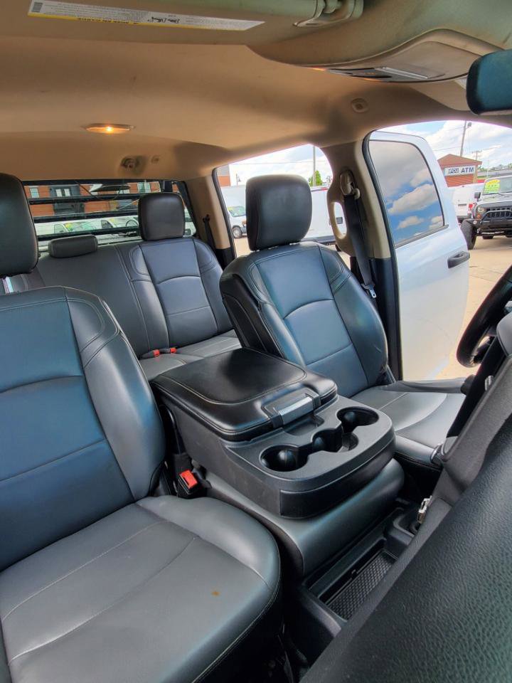 Used 2019 RAM 3500 Tradesman w/ Chrome Appearance Group image 20